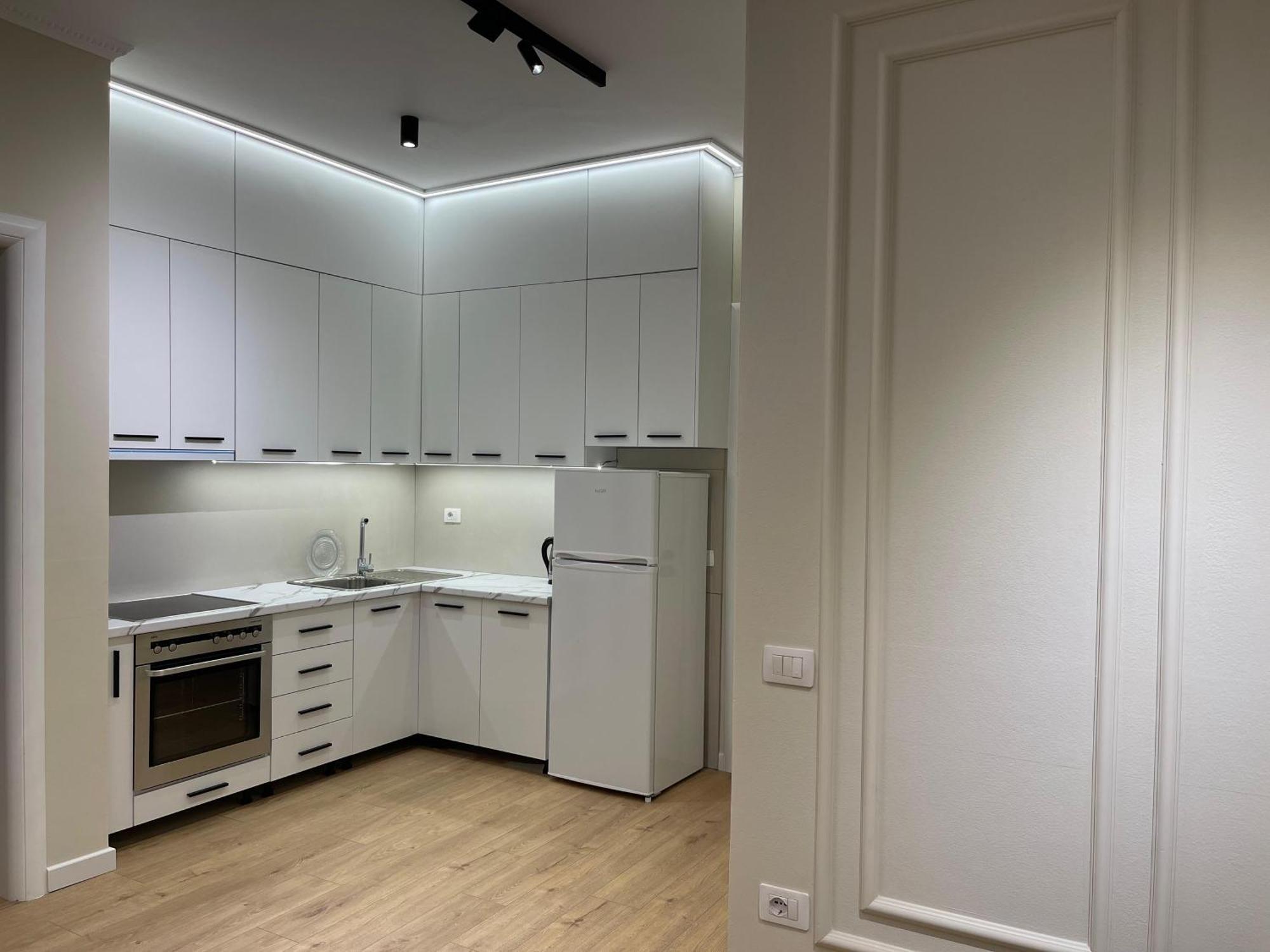 Gem In The Heart Of Tirana Apartment Екстериор снимка